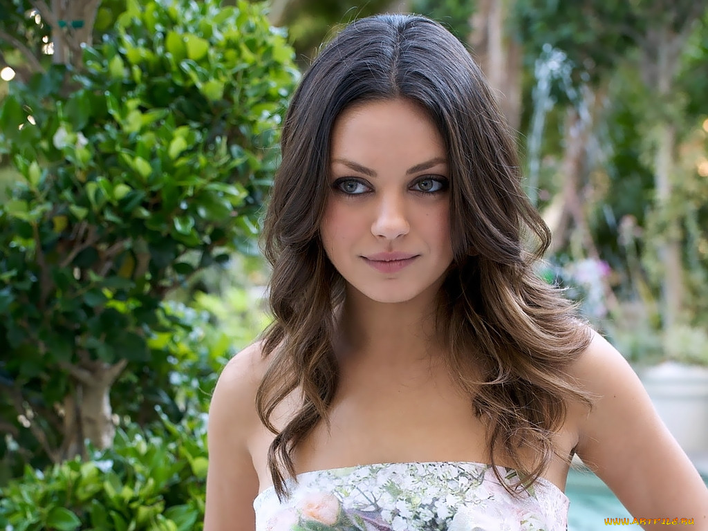 Mila Kunis, 